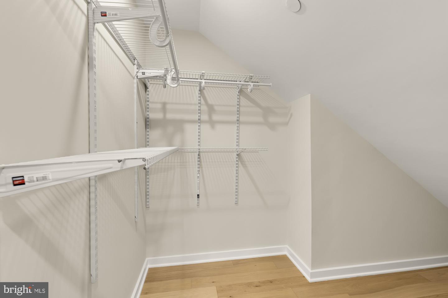 2606 41ST ST NW #6, WASHINGTON, District Of Columbia 20007, 2 Bedrooms Bedrooms, ,2 BathroomsBathrooms,Residential,For sale,2606 41ST ST NW #6,DCDC2233852 MLS # DCDC2233852