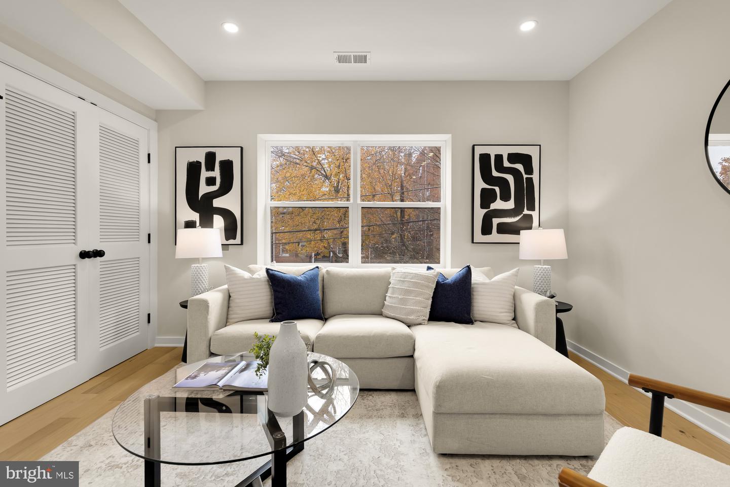 2606 41ST ST NW #6, WASHINGTON, District Of Columbia 20007, 2 Bedrooms Bedrooms, ,2 BathroomsBathrooms,Residential,For sale,2606 41ST ST NW #6,DCDC2233852 MLS # DCDC2233852