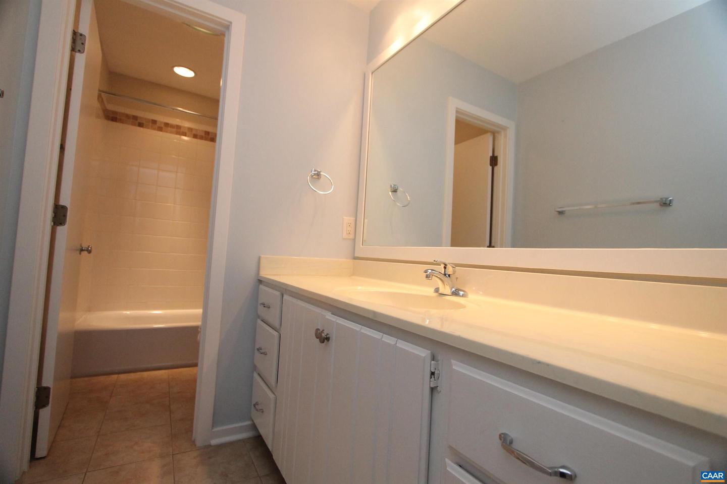 50 LYNNWOOD LN, CHARLOTTESVILLE, Virginia 22901, 5 Bedrooms Bedrooms, ,3 BathroomsBathrooms,Residential,For sale,50 LYNNWOOD LN,671608 MLS # 671608