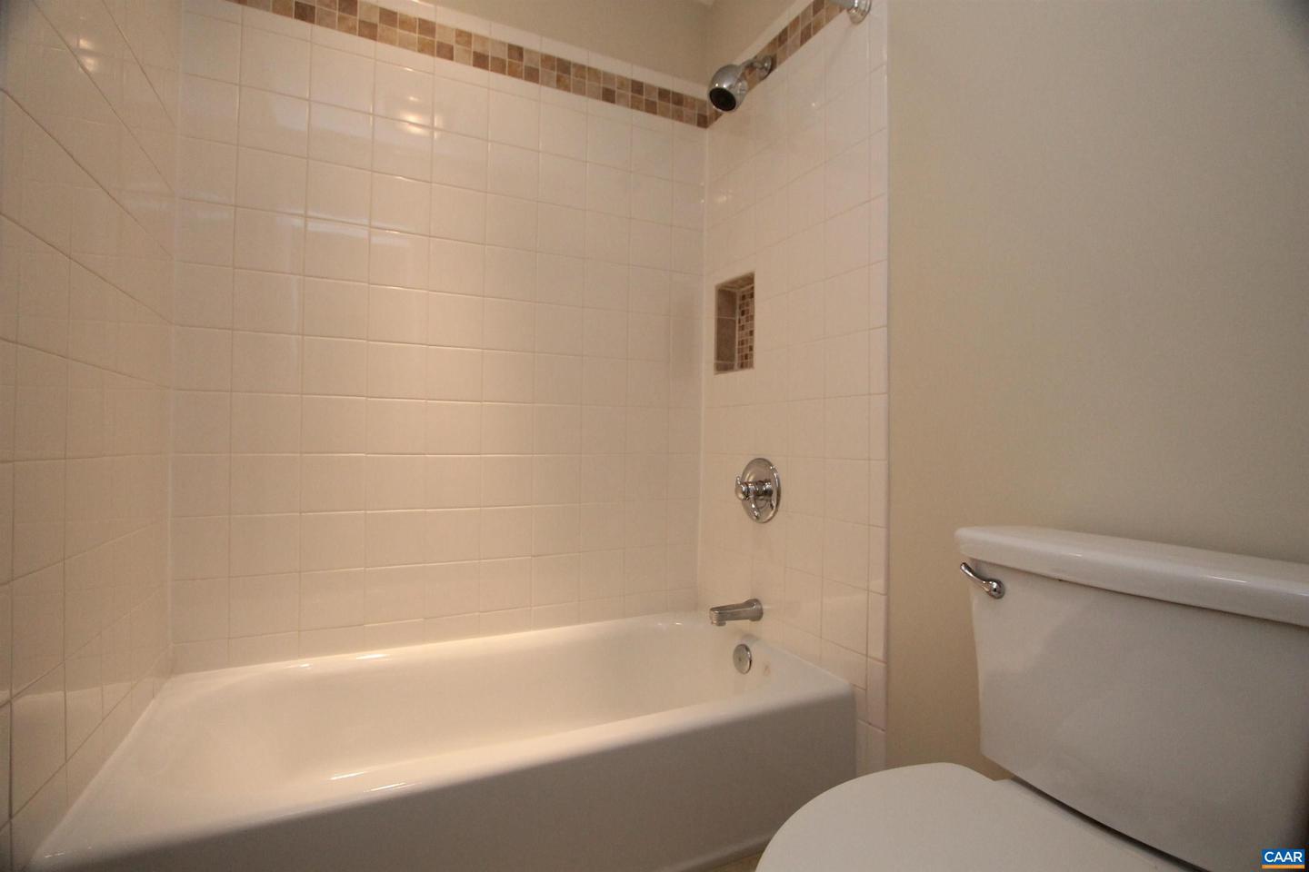 50 LYNNWOOD LN, CHARLOTTESVILLE, Virginia 22901, 5 Bedrooms Bedrooms, ,3 BathroomsBathrooms,Residential,For sale,50 LYNNWOOD LN,671608 MLS # 671608