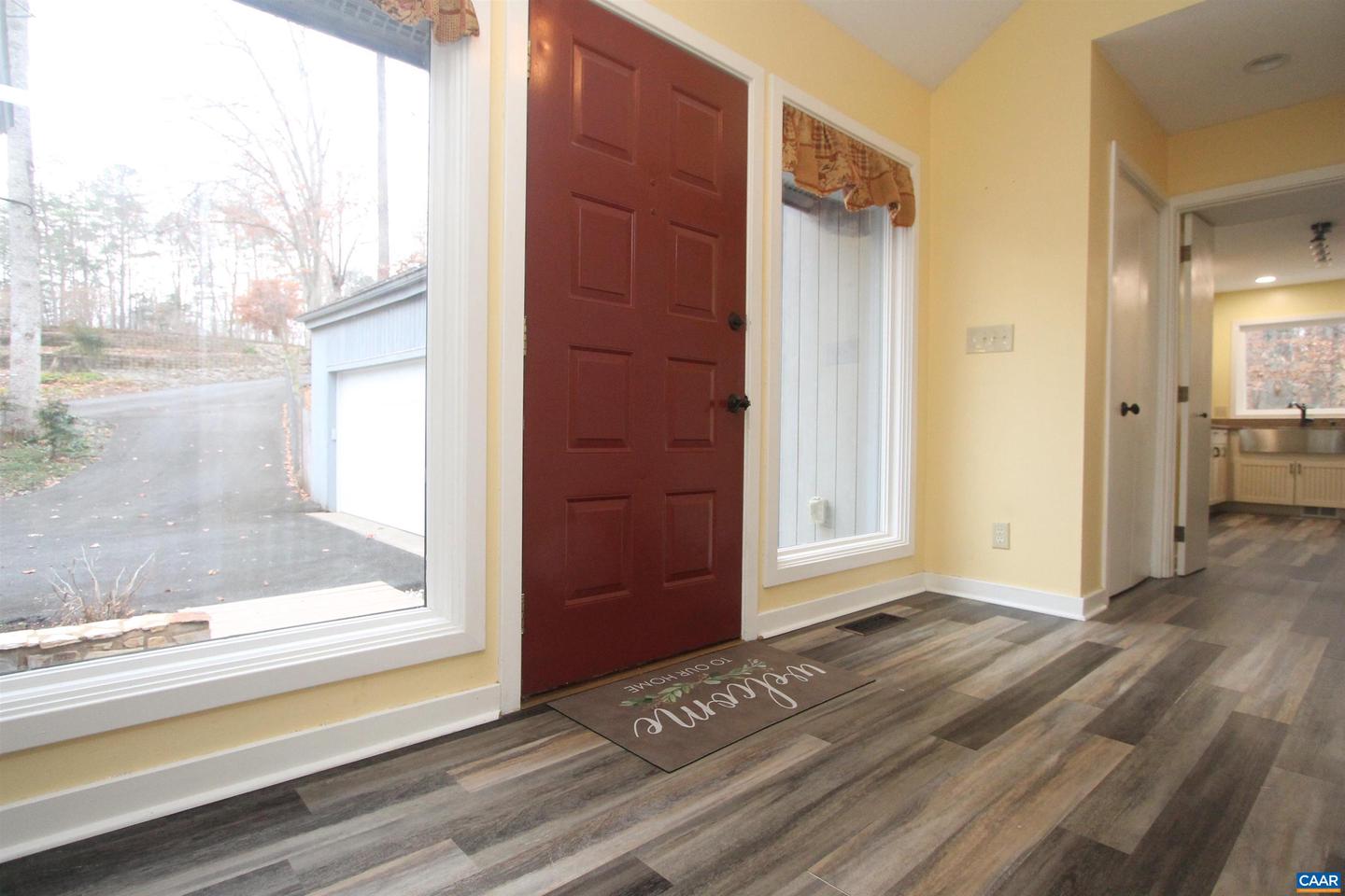 50 LYNNWOOD LN, CHARLOTTESVILLE, Virginia 22901, 5 Bedrooms Bedrooms, ,3 BathroomsBathrooms,Residential,For sale,50 LYNNWOOD LN,671608 MLS # 671608