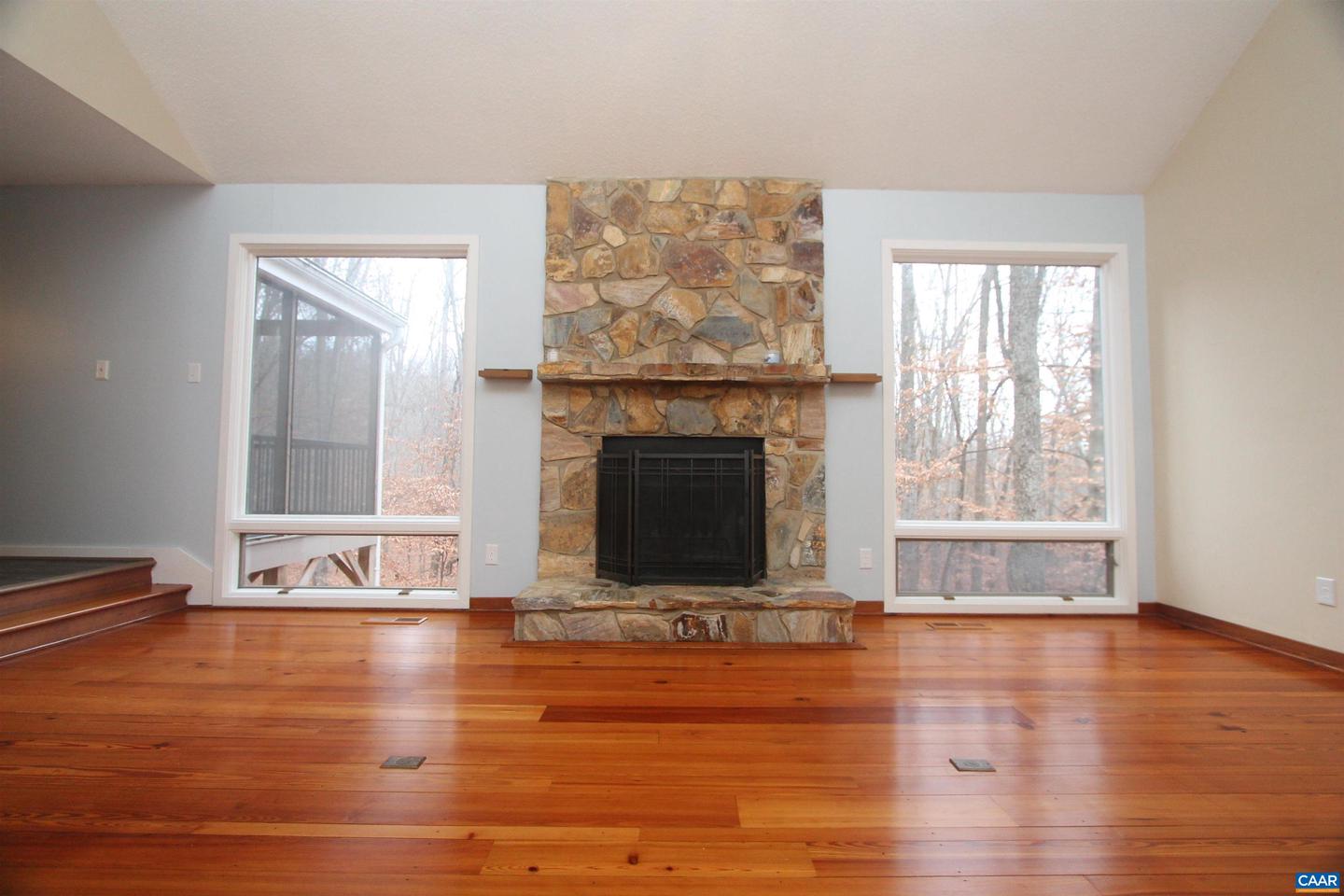 50 LYNNWOOD LN, CHARLOTTESVILLE, Virginia 22901, 5 Bedrooms Bedrooms, ,3 BathroomsBathrooms,Residential,For sale,50 LYNNWOOD LN,671608 MLS # 671608