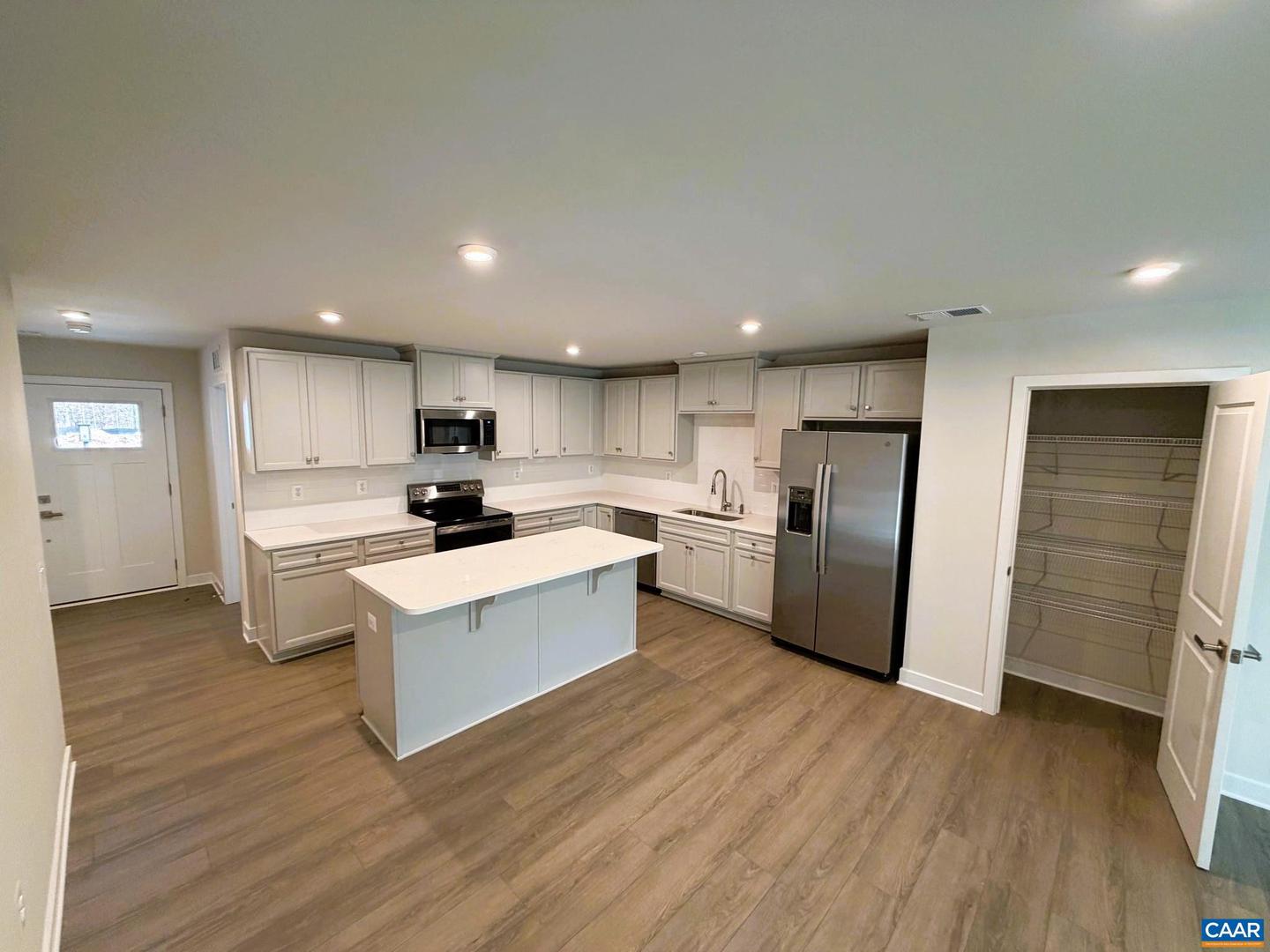 5130 LAZY BRANCH LN, KESWICK, Virginia 22947, 2 Bedrooms Bedrooms, ,2 BathroomsBathrooms,Residential,For sale,5130 LAZY BRANCH LN,671619 MLS # 671619