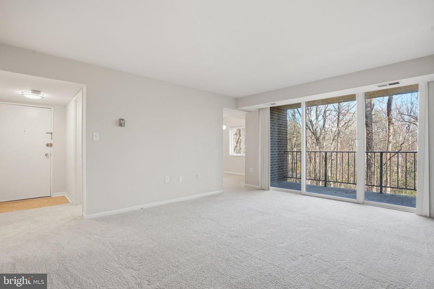 1552 NORTHGATE SQ #12B, RESTON, Virginia 20190, 2 Bedrooms Bedrooms, ,1 BathroomBathrooms,Residential,For sale,1552 NORTHGATE SQ #12B,VAFX2240626 MLS # VAFX2240626