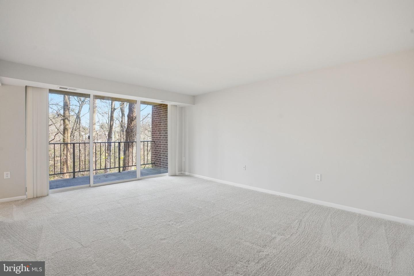 1552 NORTHGATE SQ #12B, RESTON, Virginia 20190, 2 Bedrooms Bedrooms, ,1 BathroomBathrooms,Residential,For sale,1552 NORTHGATE SQ #12B,VAFX2240626 MLS # VAFX2240626