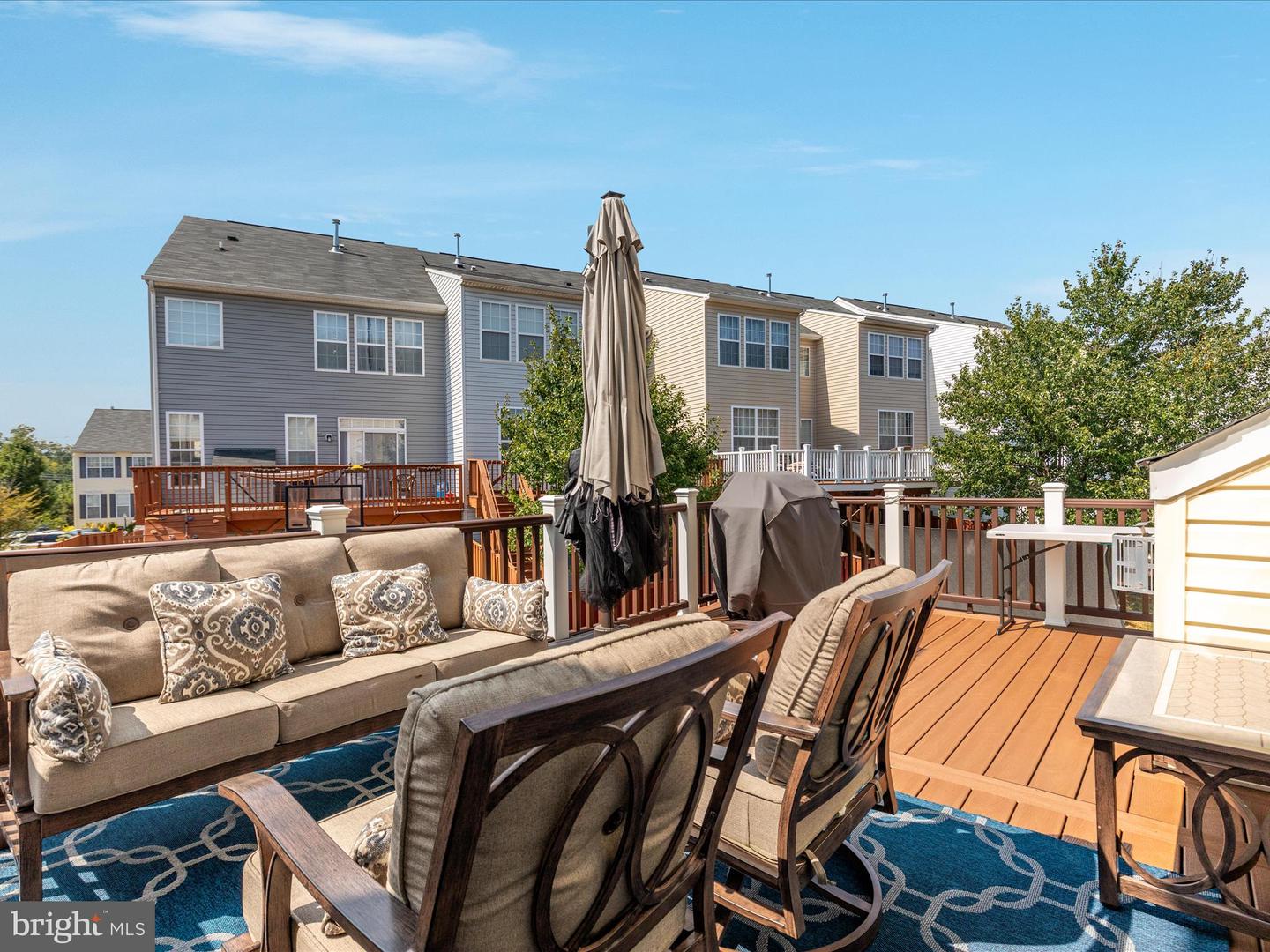 2433 BATTERY HILL CIR, WOODBRIDGE, Virginia 22191, 4 Bedrooms Bedrooms, 8 Rooms Rooms,3 BathroomsBathrooms,Residential,For sale,2433 BATTERY HILL CIR,VAPW2101840 MLS # VAPW2101840