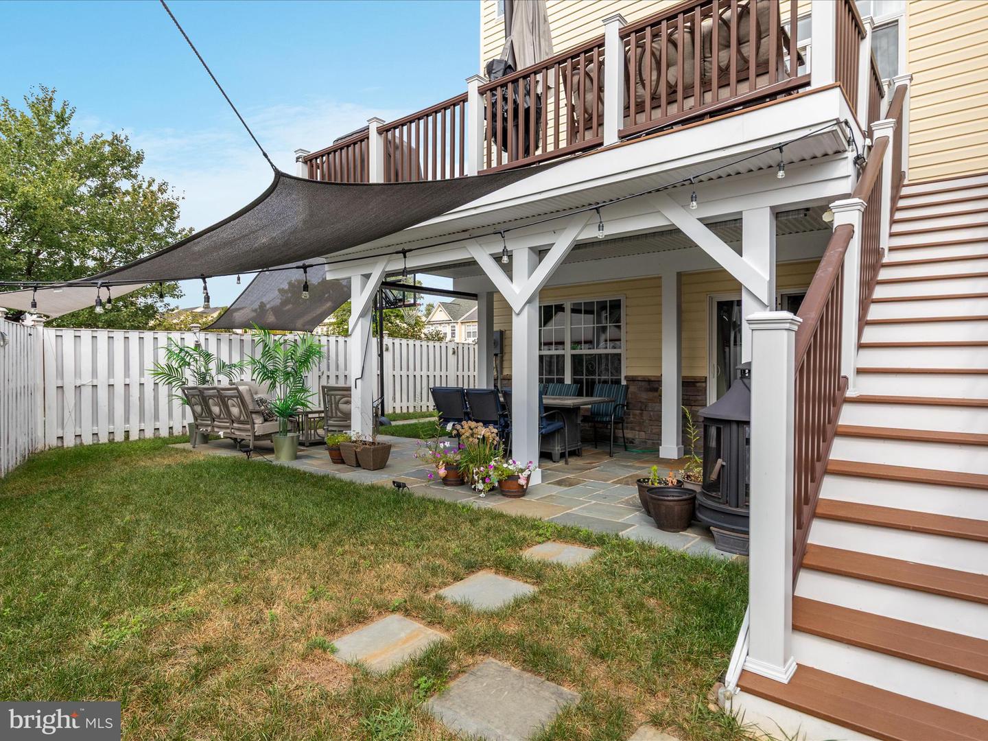 2433 BATTERY HILL CIR, WOODBRIDGE, Virginia 22191, 4 Bedrooms Bedrooms, 8 Rooms Rooms,3 BathroomsBathrooms,Residential,For sale,2433 BATTERY HILL CIR,VAPW2101840 MLS # VAPW2101840