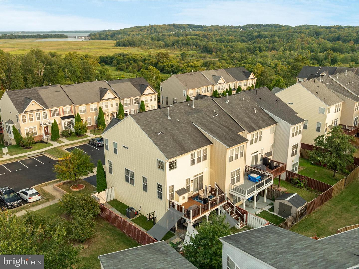 2433 BATTERY HILL CIR, WOODBRIDGE, Virginia 22191, 4 Bedrooms Bedrooms, 8 Rooms Rooms,3 BathroomsBathrooms,Residential,For sale,2433 BATTERY HILL CIR,VAPW2101840 MLS # VAPW2101840