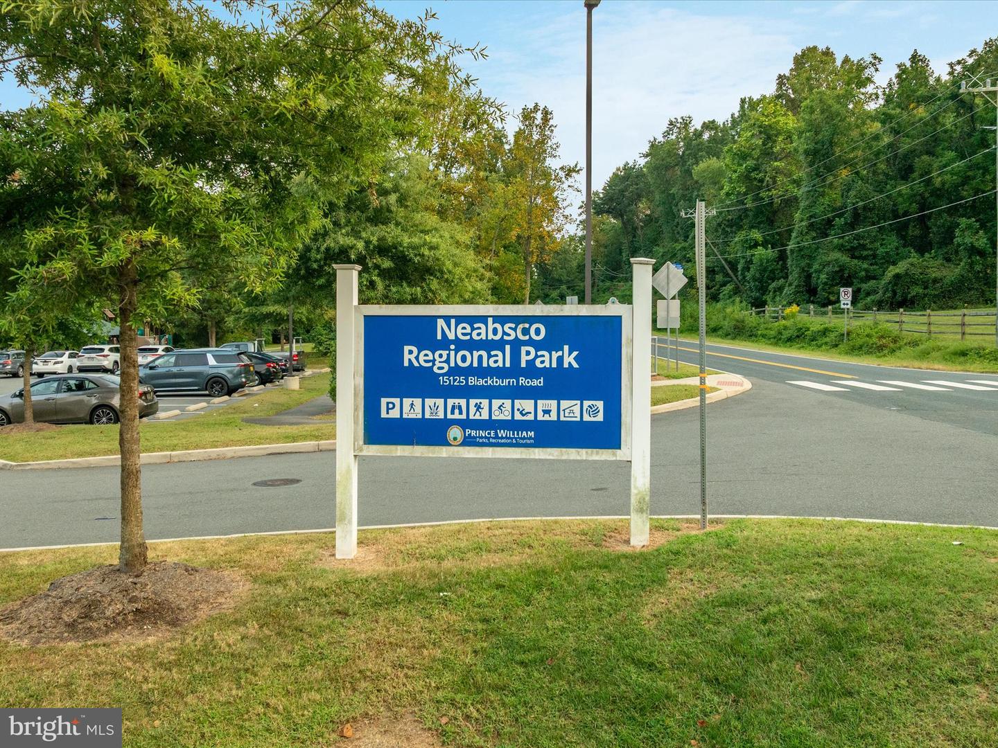 2433 BATTERY HILL CIR, WOODBRIDGE, Virginia 22191, 4 Bedrooms Bedrooms, 8 Rooms Rooms,3 BathroomsBathrooms,Residential,For sale,2433 BATTERY HILL CIR,VAPW2101840 MLS # VAPW2101840