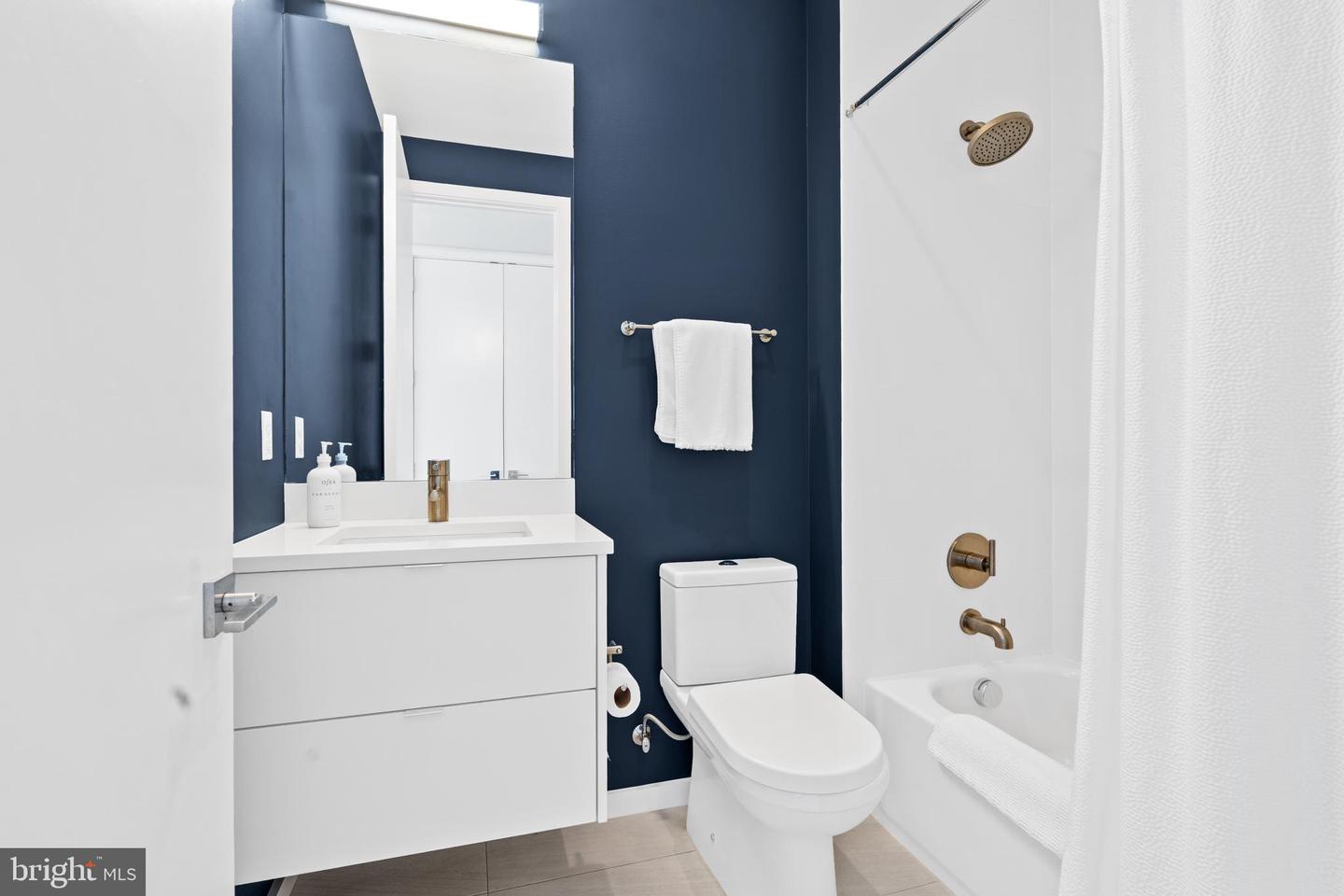 1202 T ST NW #1, WASHINGTON, District Of Columbia 20009, 2 Bedrooms Bedrooms, ,2 BathroomsBathrooms,Residential,For sale,1202 T ST NW #1,DCDC2221642 MLS # DCDC2221642