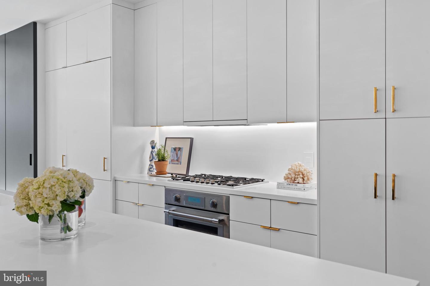 1202 T ST NW #1, WASHINGTON, District Of Columbia 20009, 2 Bedrooms Bedrooms, ,2 BathroomsBathrooms,Residential,For sale,1202 T ST NW #1,DCDC2221642 MLS # DCDC2221642