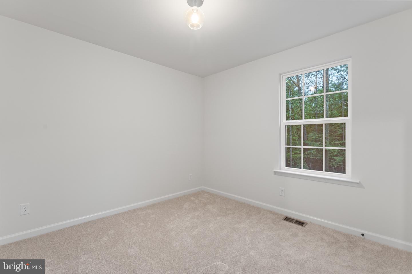 5804 DOGWOOD TREE LN, MINERAL, Virginia 23117, 5 Bedrooms Bedrooms, ,3 BathroomsBathrooms,Residential,For sale,5804 DOGWOOD TREE LN,VASP2036416 MLS # VASP2036416