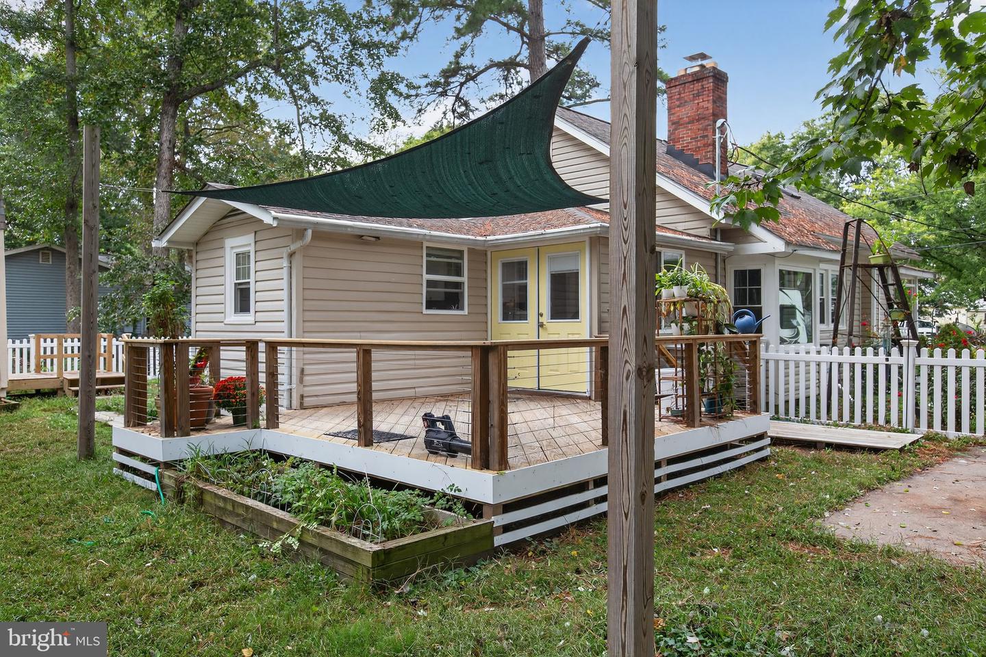 118 7TH ST, COLONIAL BEACH, Virginia 22443, 3 Bedrooms Bedrooms, ,2 BathroomsBathrooms,Residential,For sale,118 7TH ST,VAWE2009822 MLS # VAWE2009822