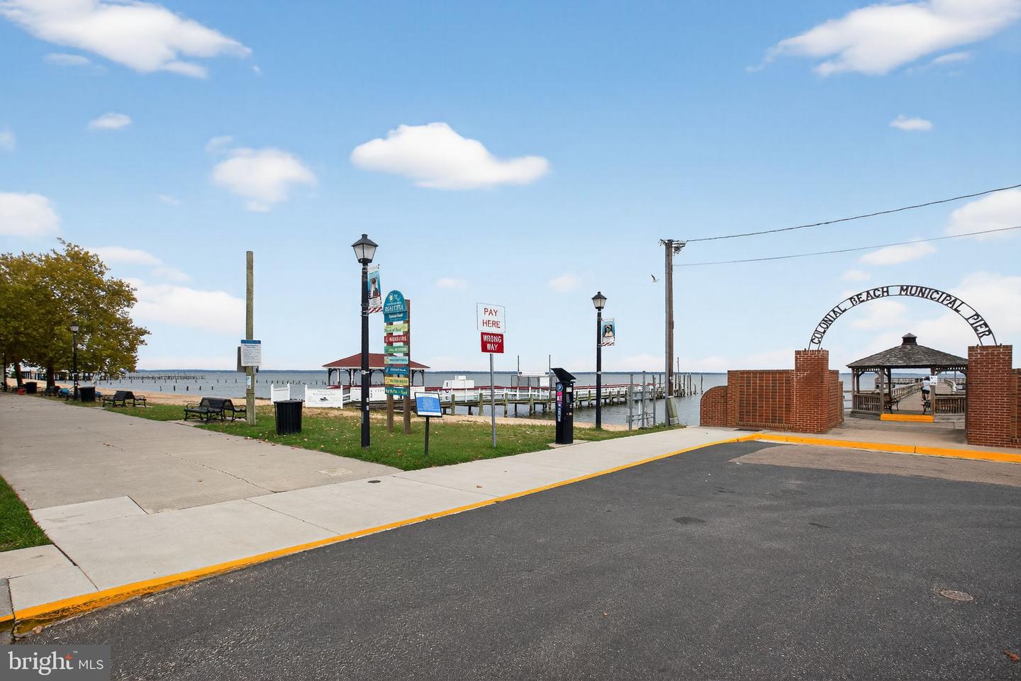 118 7TH ST, COLONIAL BEACH, Virginia 22443, 3 Bedrooms Bedrooms, ,2 BathroomsBathrooms,Residential,For sale,118 7TH ST,VAWE2009822 MLS # VAWE2009822