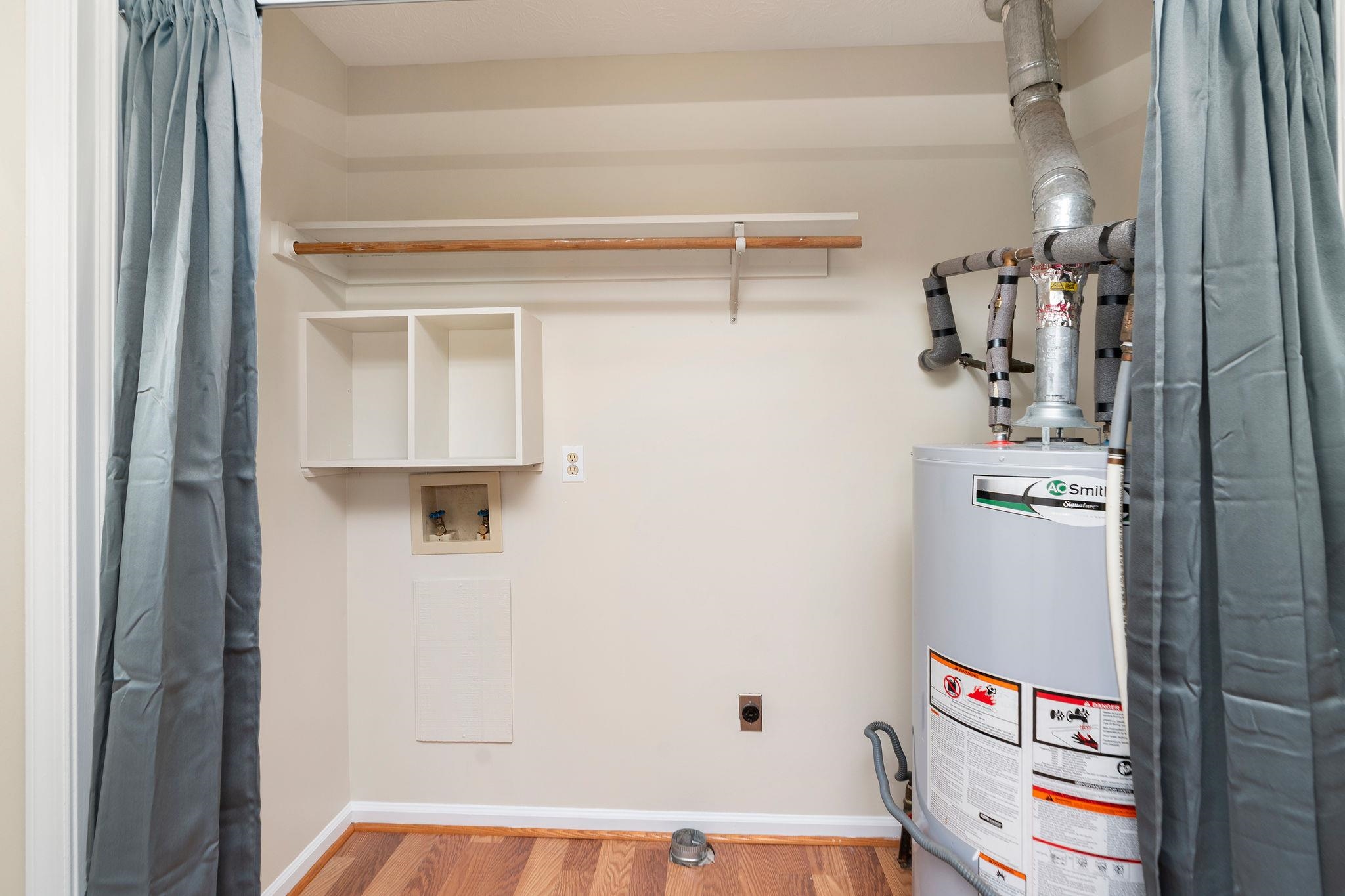 320 S WINCHESTER AVE, WAYNESBORO, Virginia 22980, 3 Bedrooms Bedrooms, ,1 BathroomBathrooms,Residential,320 S WINCHESTER AVE,671624 MLS # 671624 320 S WINCHESTER AVE, WAYNESBORO, Virginia 22980, 3 Bedrooms Bedrooms, ,1 BathroomBathrooms,Residential,320 S WINCHESTER AVE,671624 MLS # 671624