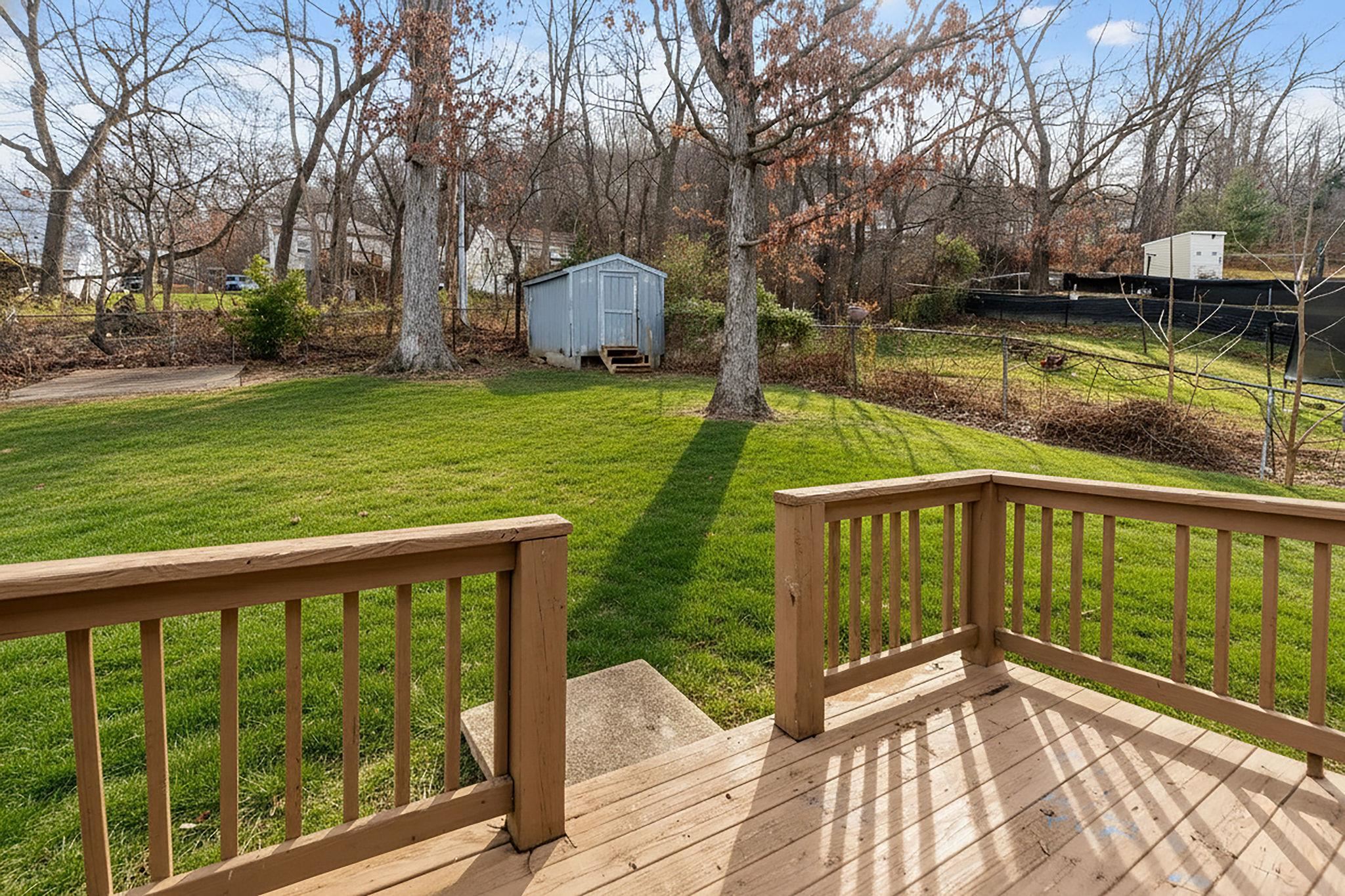 320 S WINCHESTER AVE, WAYNESBORO, Virginia 22980, 3 Bedrooms Bedrooms, ,1 BathroomBathrooms,Residential,320 S WINCHESTER AVE,671624 MLS # 671624 320 S WINCHESTER AVE, WAYNESBORO, Virginia 22980, 3 Bedrooms Bedrooms, ,1 BathroomBathrooms,Residential,320 S WINCHESTER AVE,671624 MLS # 671624