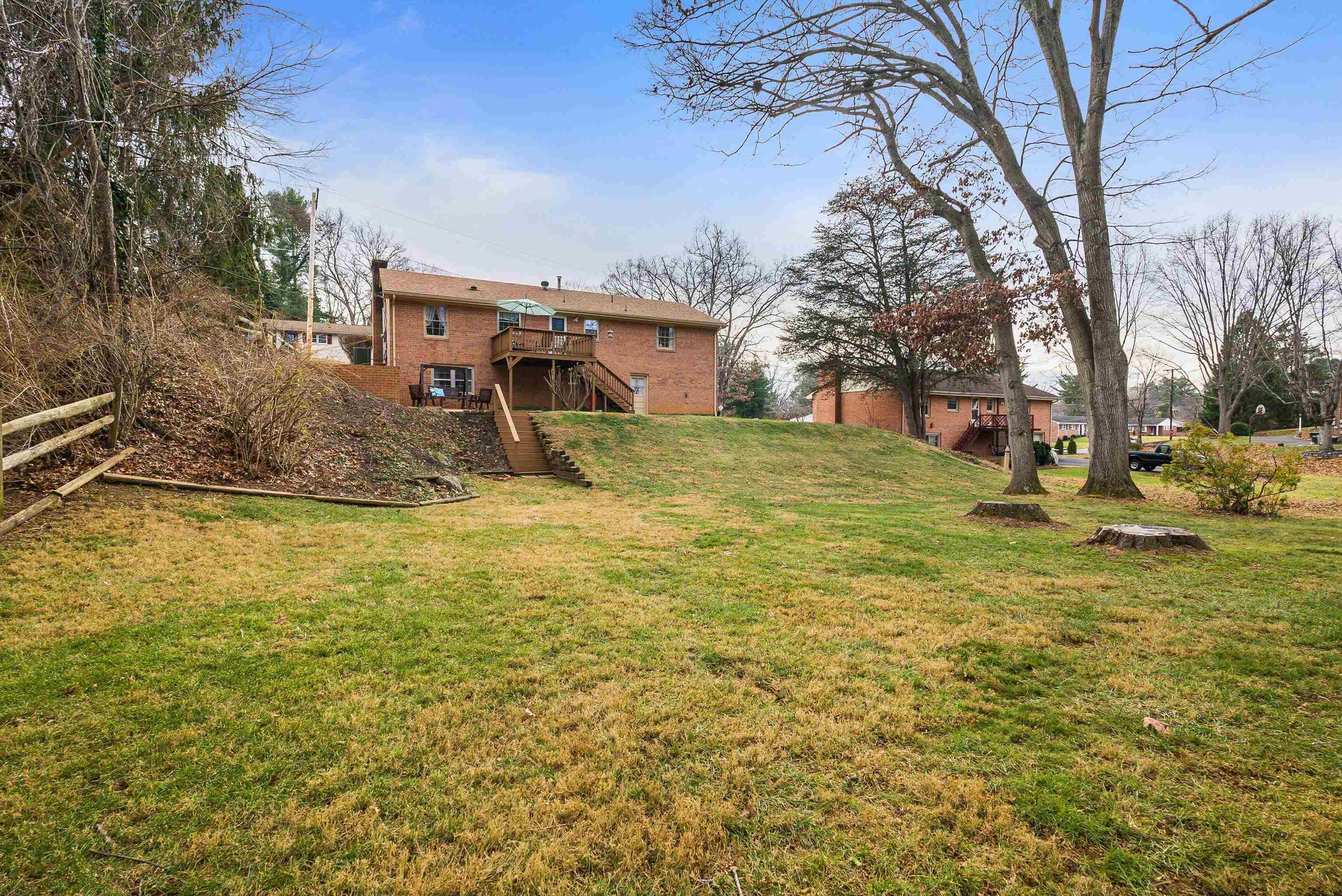 419 CARDINAL ST, STAUNTON, Virginia 24401, 3 Bedrooms Bedrooms, ,2 BathroomsBathrooms,Residential,419 CARDINAL ST,671629 MLS # 671629