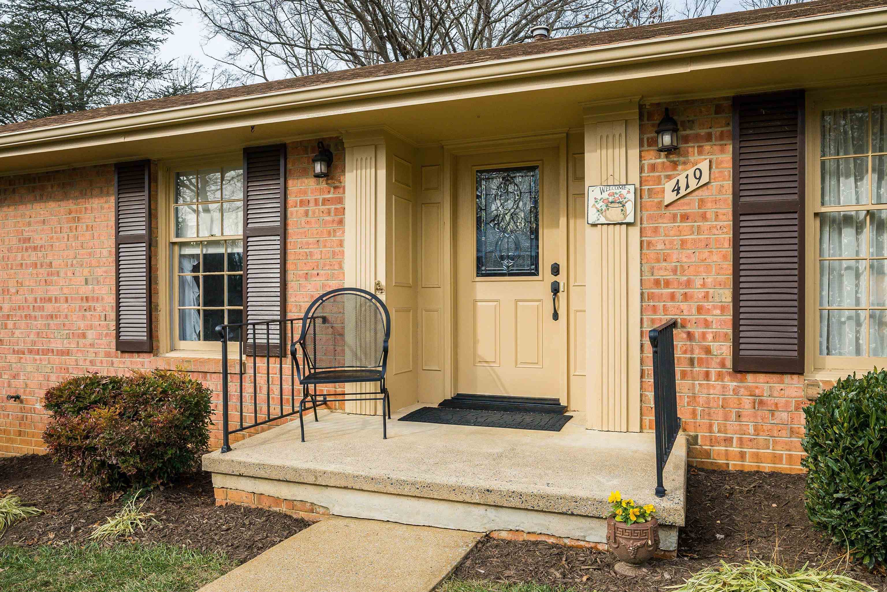 419 CARDINAL ST, STAUNTON, Virginia 24401, 3 Bedrooms Bedrooms, ,2 BathroomsBathrooms,Residential,419 CARDINAL ST,671629 MLS # 671629