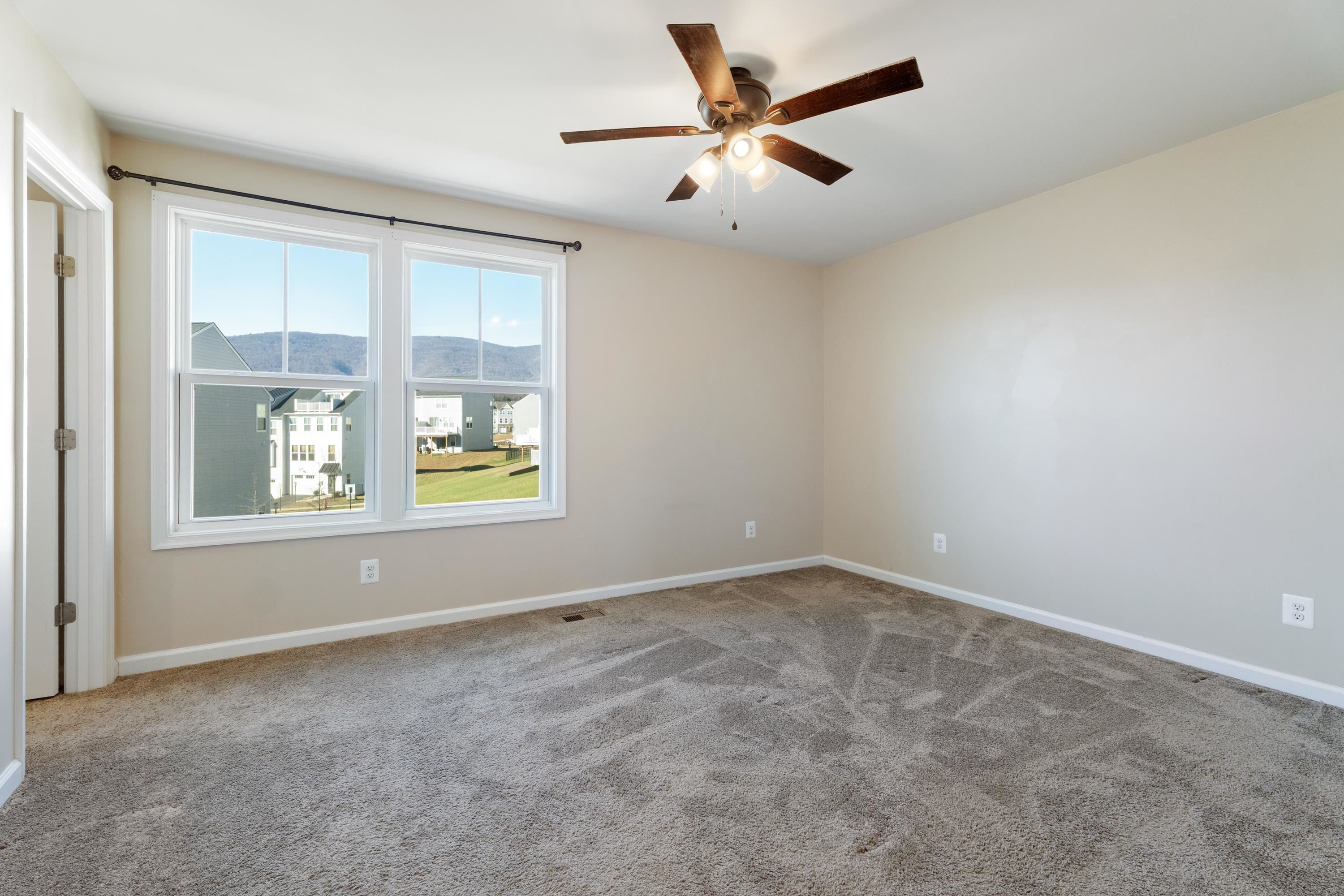 4416 ALSTON ST, CROZET, Virginia 22932, 4 Bedrooms Bedrooms, ,3 BathroomsBathrooms,Residential,4416 ALSTON ST,671630 MLS # 671630 4416 ALSTON ST, CROZET, Virginia 22932, 4 Bedrooms Bedrooms, ,3 BathroomsBathrooms,Residential,4416 ALSTON ST,671630 MLS # 671630