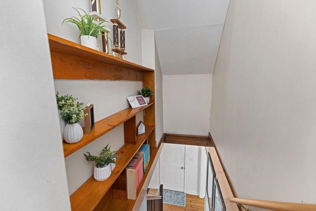 115 OLD HERMITAGE RD, WAYNESBORO, Virginia 22980, 3 Bedrooms Bedrooms, ,2 BathroomsBathrooms,Residential,115 OLD HERMITAGE RD,671633 MLS # 671633