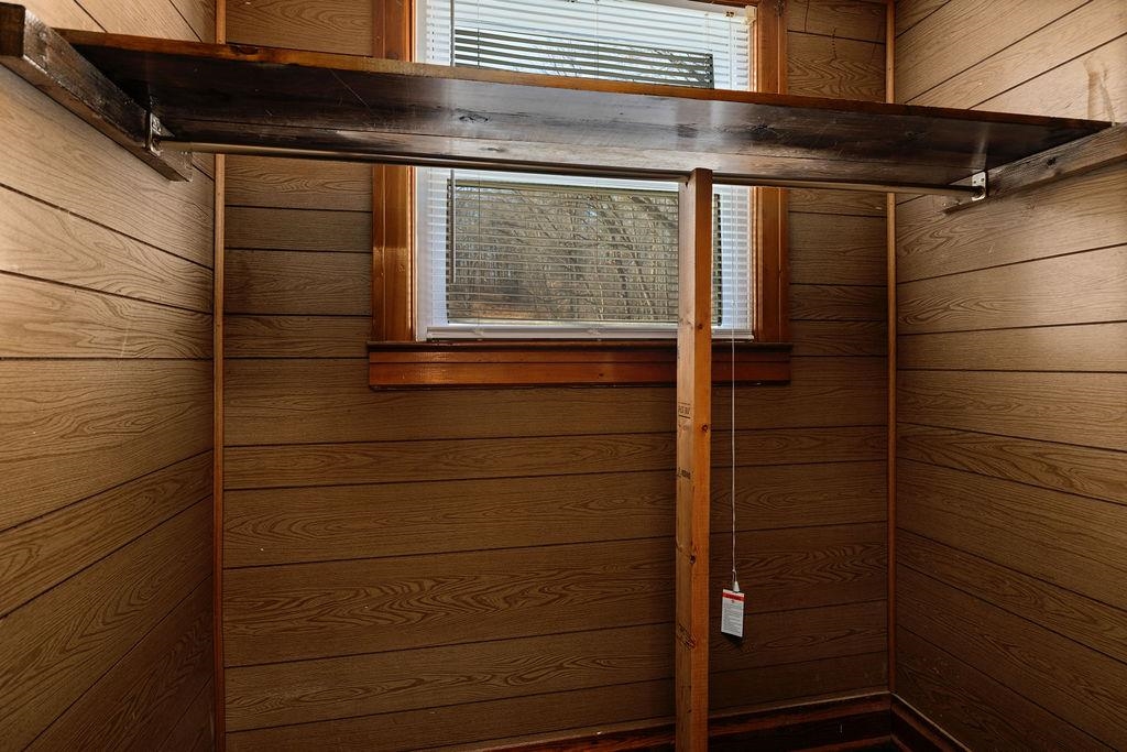 115 OLD HERMITAGE RD, WAYNESBORO, Virginia 22980, 3 Bedrooms Bedrooms, ,2 BathroomsBathrooms,Residential,115 OLD HERMITAGE RD,671633 MLS # 671633