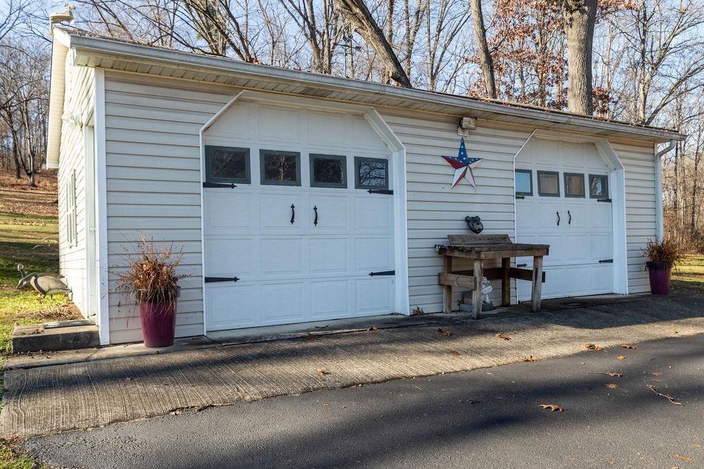 115 OLD HERMITAGE RD, WAYNESBORO, Virginia 22980, 3 Bedrooms Bedrooms, ,2 BathroomsBathrooms,Residential,115 OLD HERMITAGE RD,671633 MLS # 671633