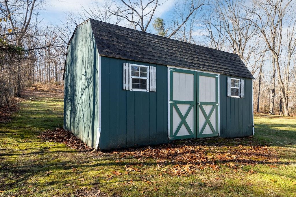 115 OLD HERMITAGE RD, WAYNESBORO, Virginia 22980, 3 Bedrooms Bedrooms, ,2 BathroomsBathrooms,Residential,115 OLD HERMITAGE RD,671633 MLS # 671633