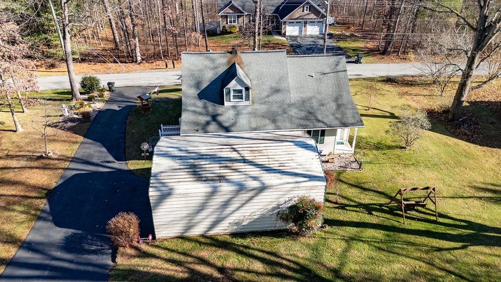 115 OLD HERMITAGE RD, WAYNESBORO, Virginia 22980, 3 Bedrooms Bedrooms, ,2 BathroomsBathrooms,Residential,115 OLD HERMITAGE RD,671633 MLS # 671633