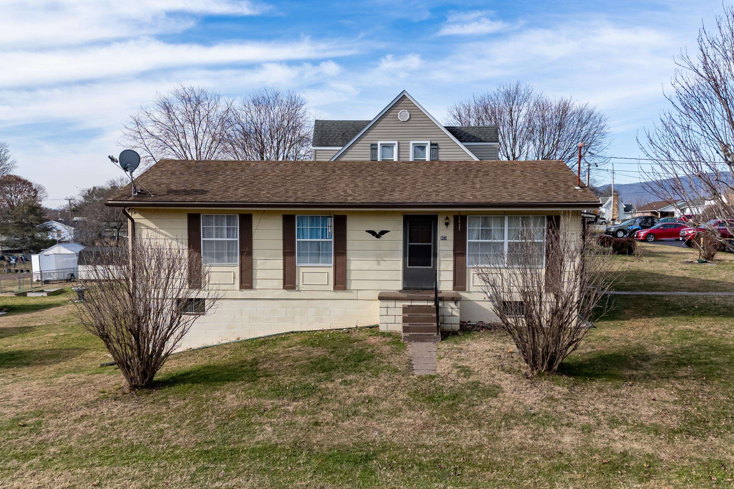 502 SEVENTH ST, ELKTON, Virginia 22827, 3 Bedrooms Bedrooms, ,1 BathroomBathrooms,Residential,502 SEVENTH ST,671634 MLS # 671634 502 SEVENTH ST, ELKTON, Virginia 22827, 3 Bedrooms Bedrooms, ,1 BathroomBathrooms,Residential,502 SEVENTH ST,671634 MLS # 671634