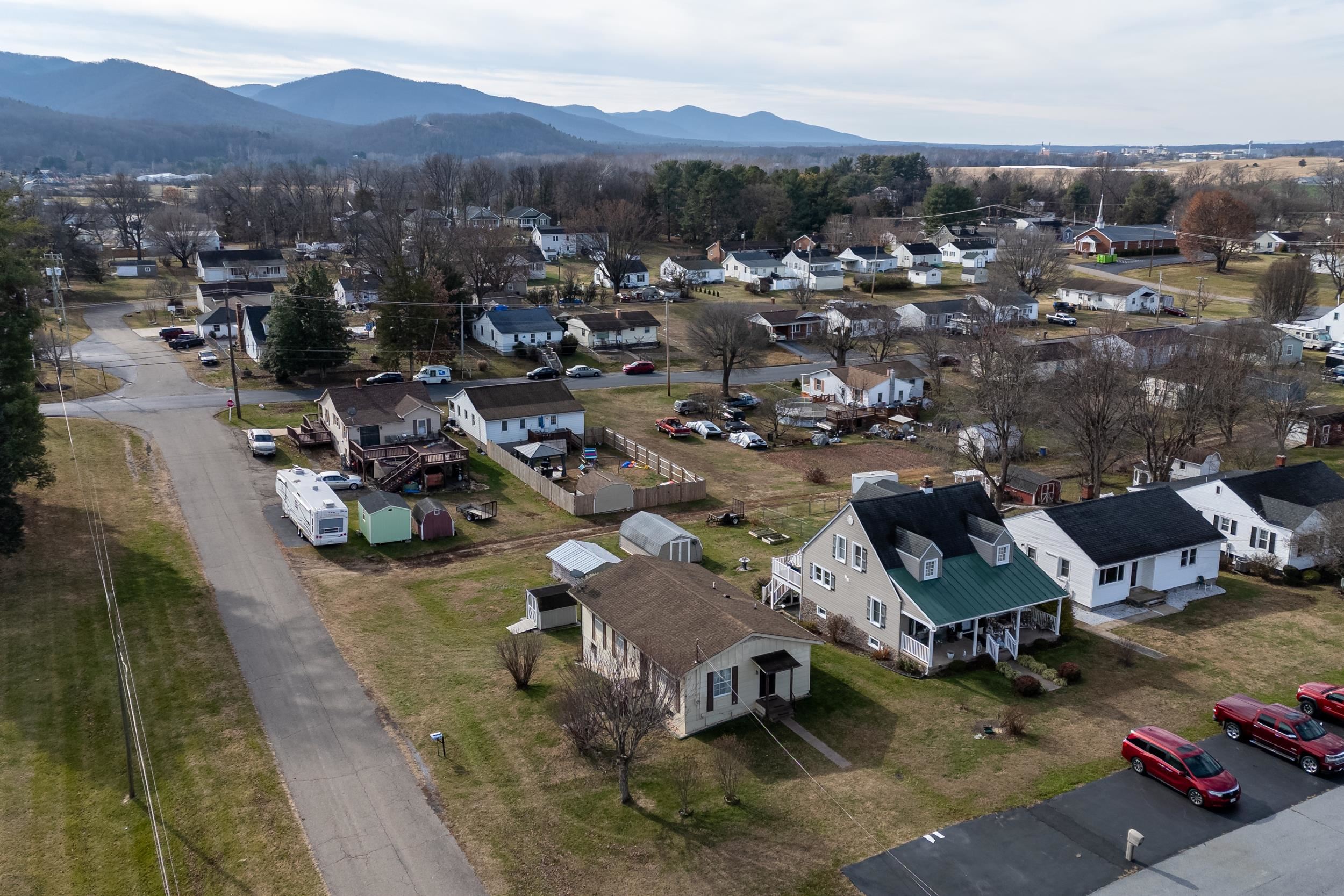 502 SEVENTH ST, ELKTON, Virginia 22827, 3 Bedrooms Bedrooms, ,1 BathroomBathrooms,Residential,502 SEVENTH ST,671634 MLS # 671634 502 SEVENTH ST, ELKTON, Virginia 22827, 3 Bedrooms Bedrooms, ,1 BathroomBathrooms,Residential,502 SEVENTH ST,671634 MLS # 671634