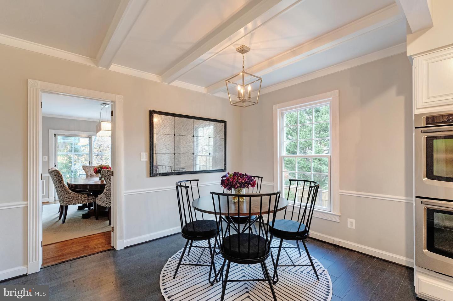 706 BLUEBERRY HILL RD, MCLEAN, Virginia 22101, 4 Bedrooms Bedrooms, ,4 BathroomsBathrooms,Residential,For sale,706 BLUEBERRY HILL RD,VAFX2274870 MLS # VAFX2274870