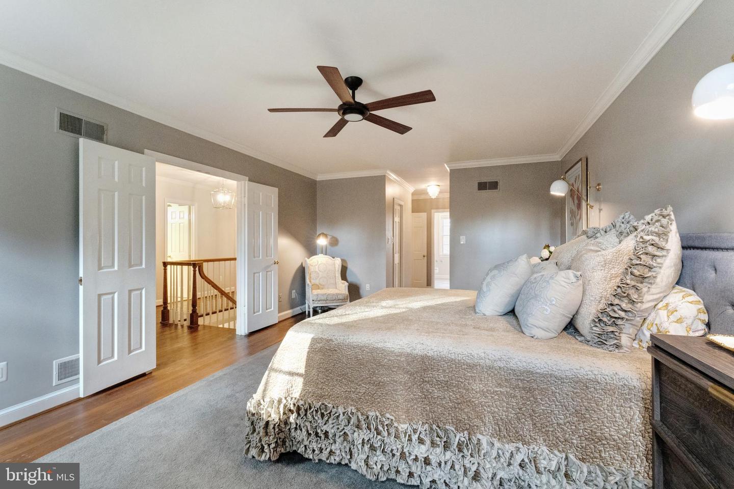 706 BLUEBERRY HILL RD, MCLEAN, Virginia 22101, 4 Bedrooms Bedrooms, ,4 BathroomsBathrooms,Residential,For sale,706 BLUEBERRY HILL RD,VAFX2274870 MLS # VAFX2274870