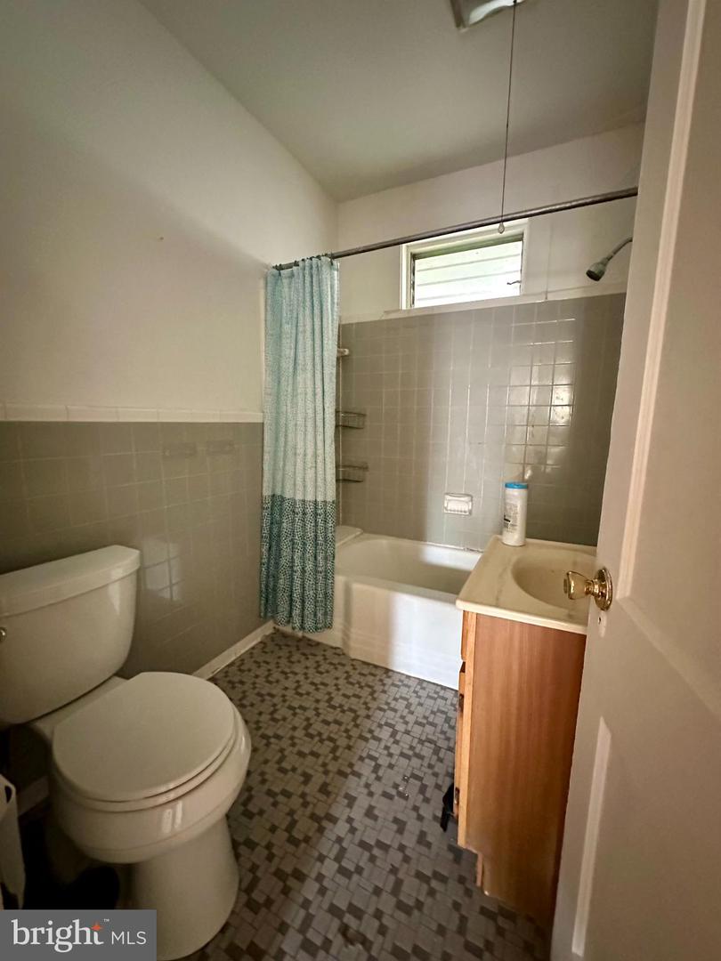 4227 BRANDYWINE ST NW, WASHINGTON, District Of Columbia 20016, 3 Bedrooms Bedrooms, ,2 BathroomsBathrooms,Residential,For sale,4227 BRANDYWINE ST NW,DCDC2227886 MLS # DCDC2227886
