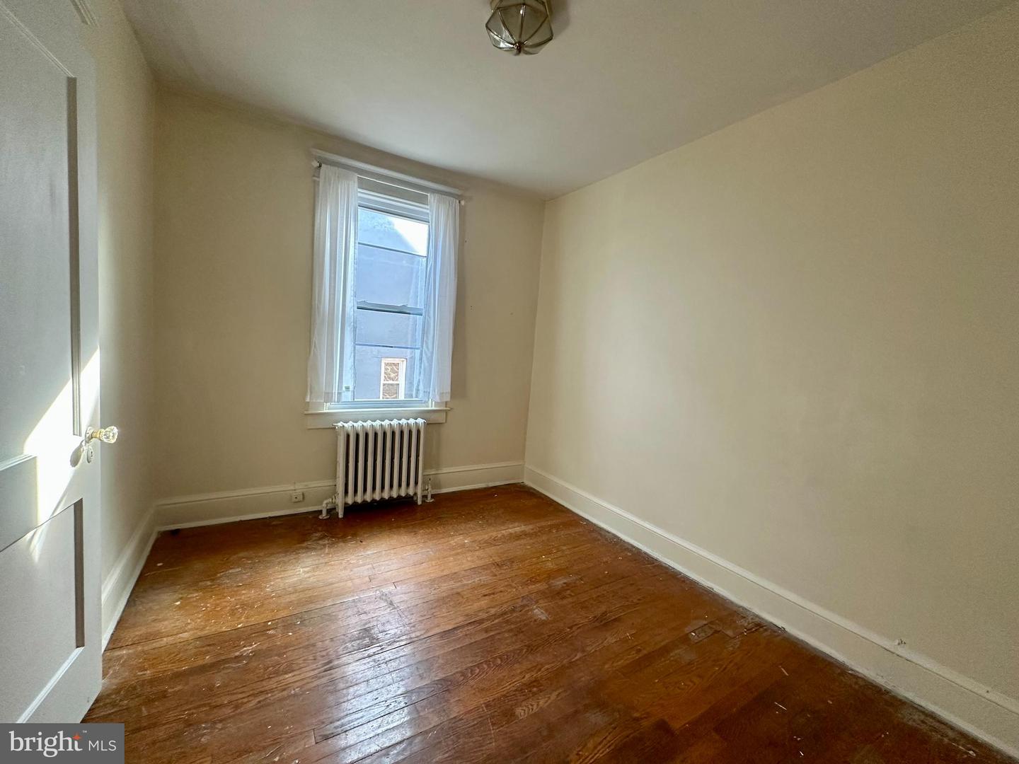 4227 BRANDYWINE ST NW, WASHINGTON, District Of Columbia 20016, 3 Bedrooms Bedrooms, ,2 BathroomsBathrooms,Residential,For sale,4227 BRANDYWINE ST NW,DCDC2227886 MLS # DCDC2227886