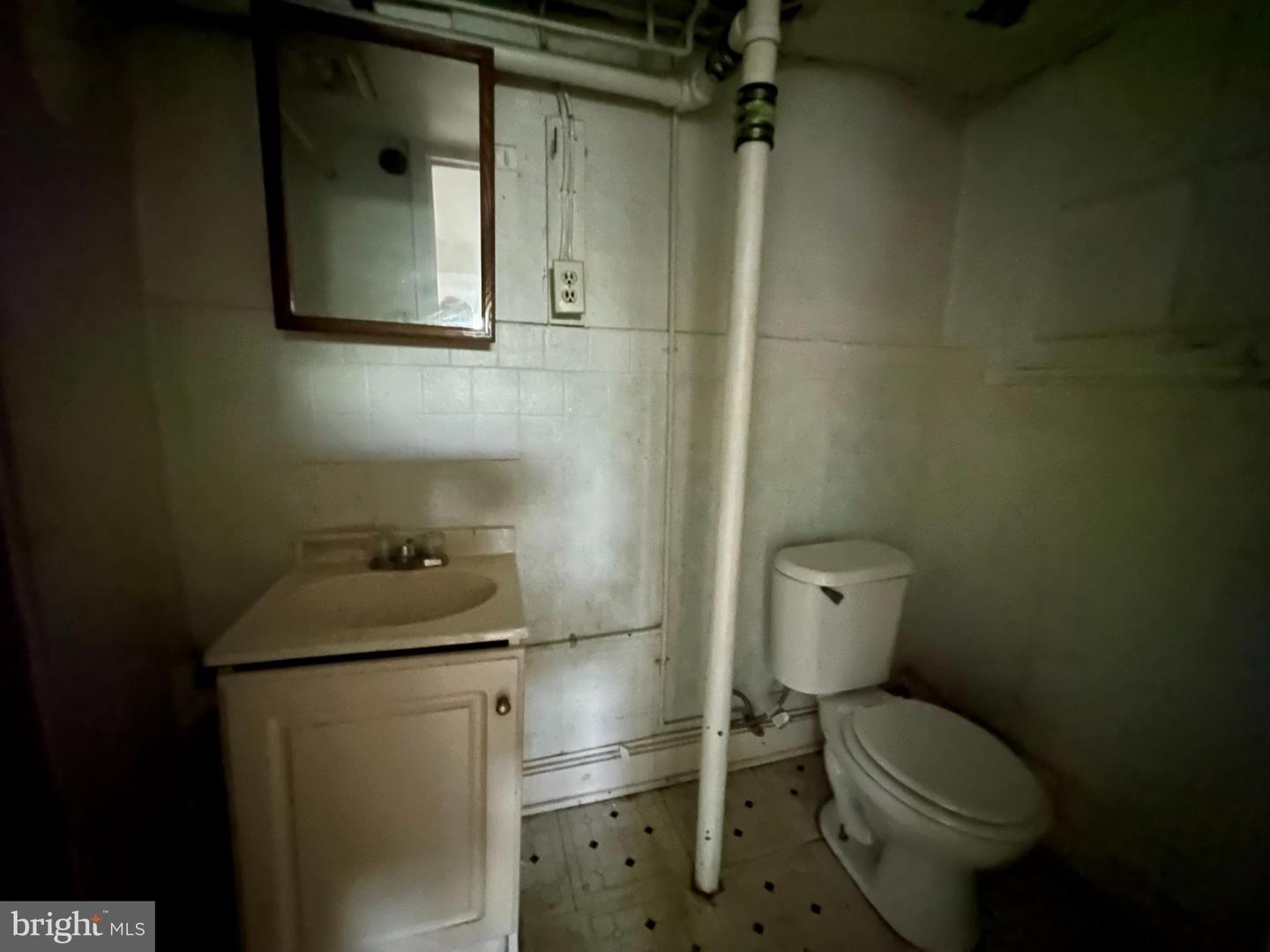 4227 BRANDYWINE ST NW, WASHINGTON, District Of Columbia 20016, 3 Bedrooms Bedrooms, ,2 BathroomsBathrooms,Residential,For sale,4227 BRANDYWINE ST NW,DCDC2227886 MLS # DCDC2227886