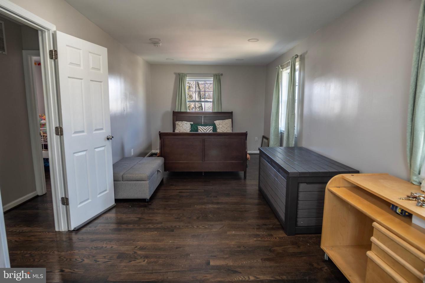 1411 MARY ST, WOODBRIDGE, Virginia 22191, 4 Bedrooms Bedrooms, ,3 BathroomsBathrooms,Residential,For sale,1411 MARY ST,VAPW2106554 MLS # VAPW2106554