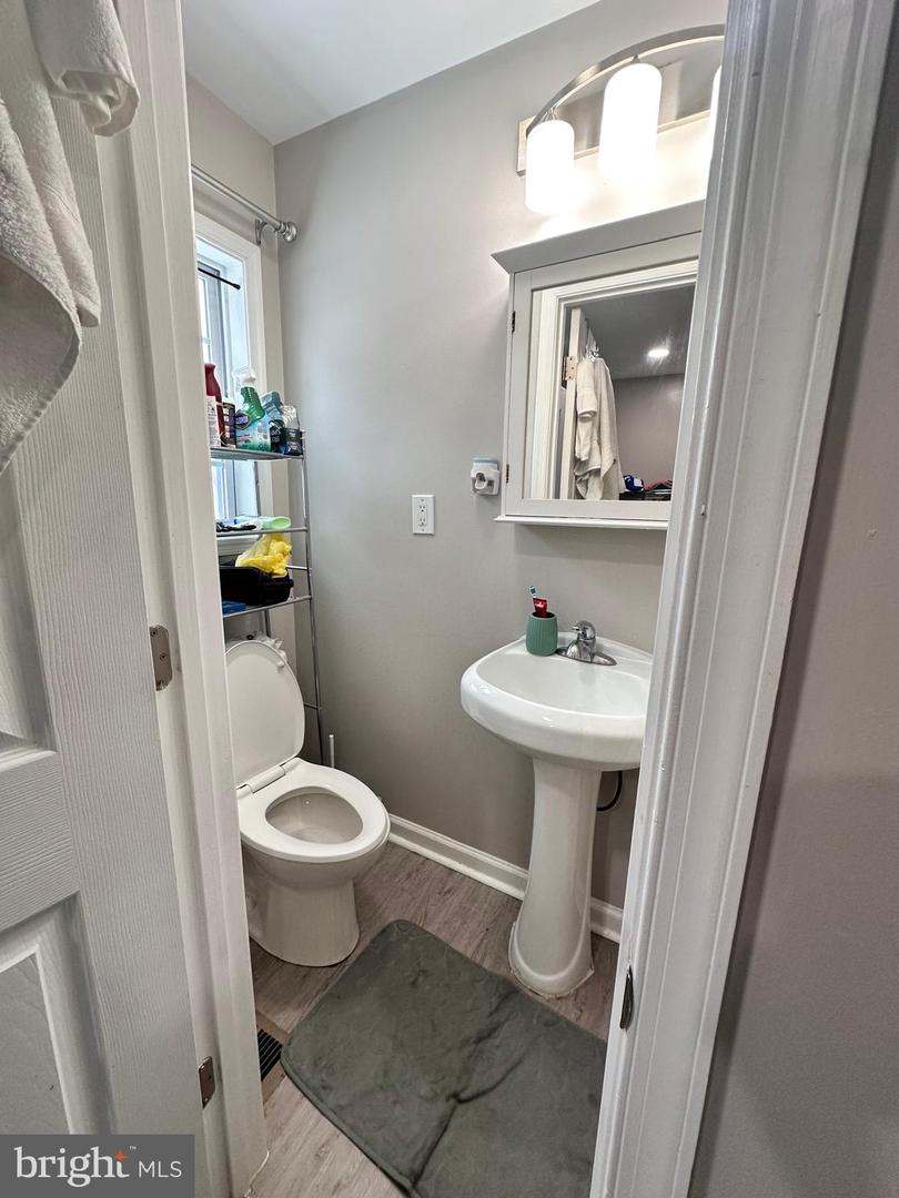 1411 MARY ST, WOODBRIDGE, Virginia 22191, 4 Bedrooms Bedrooms, ,3 BathroomsBathrooms,Residential,For sale,1411 MARY ST,VAPW2106554 MLS # VAPW2106554