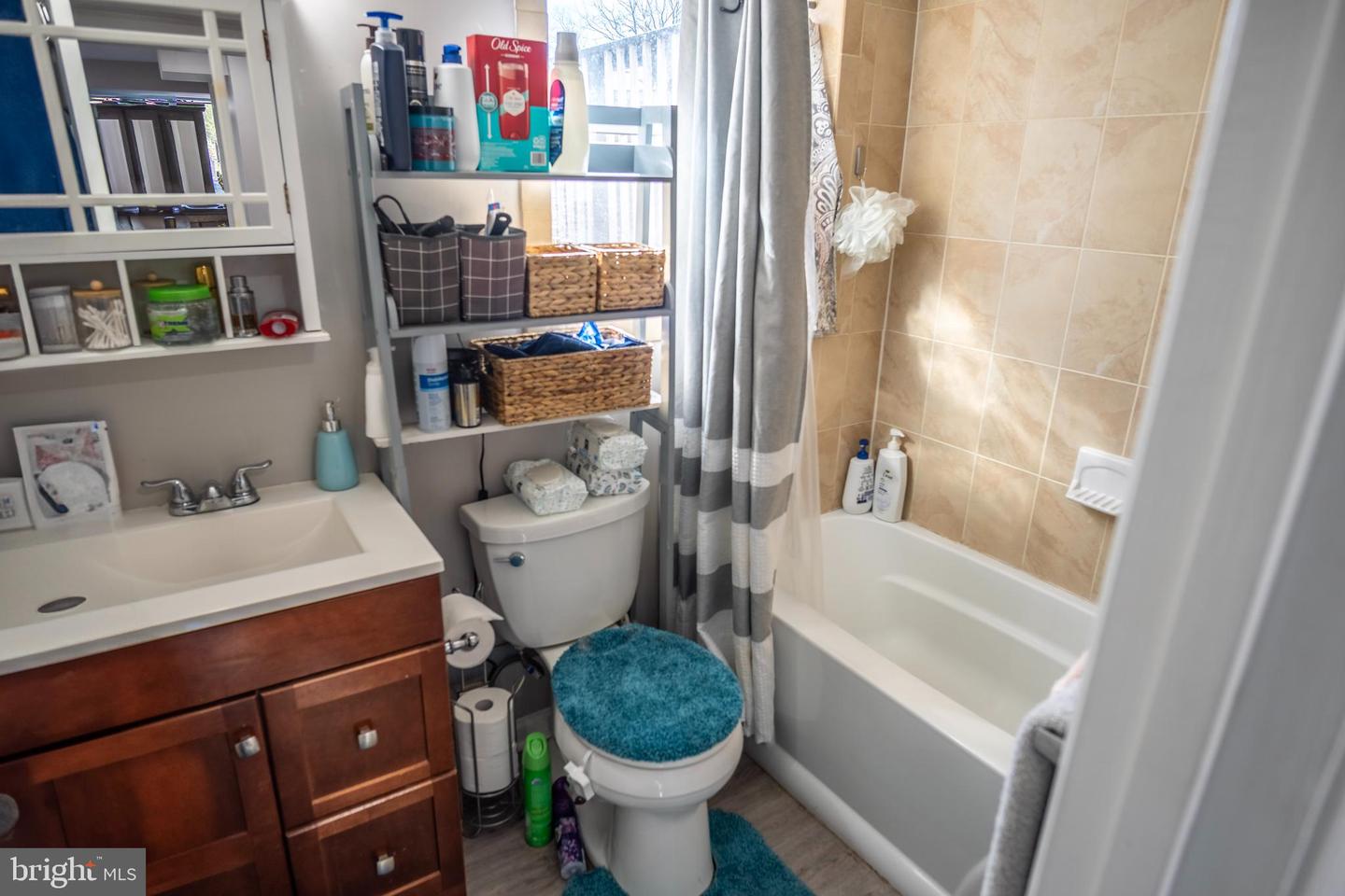 1411 MARY ST, WOODBRIDGE, Virginia 22191, 4 Bedrooms Bedrooms, ,3 BathroomsBathrooms,Residential,For sale,1411 MARY ST,VAPW2106554 MLS # VAPW2106554