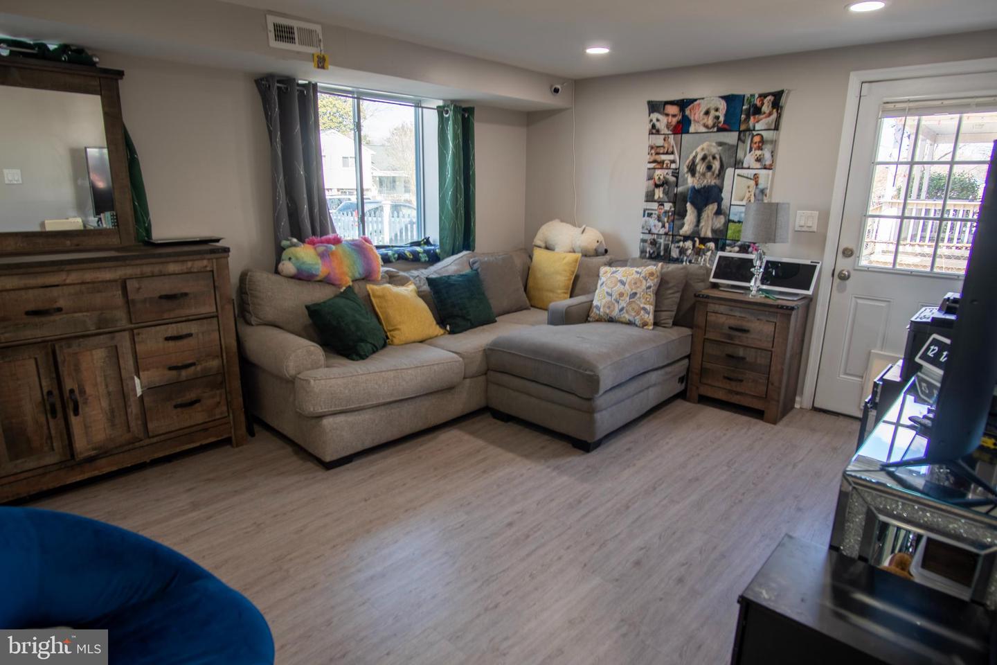 1411 MARY ST, WOODBRIDGE, Virginia 22191, 4 Bedrooms Bedrooms, ,3 BathroomsBathrooms,Residential,For sale,1411 MARY ST,VAPW2106554 MLS # VAPW2106554