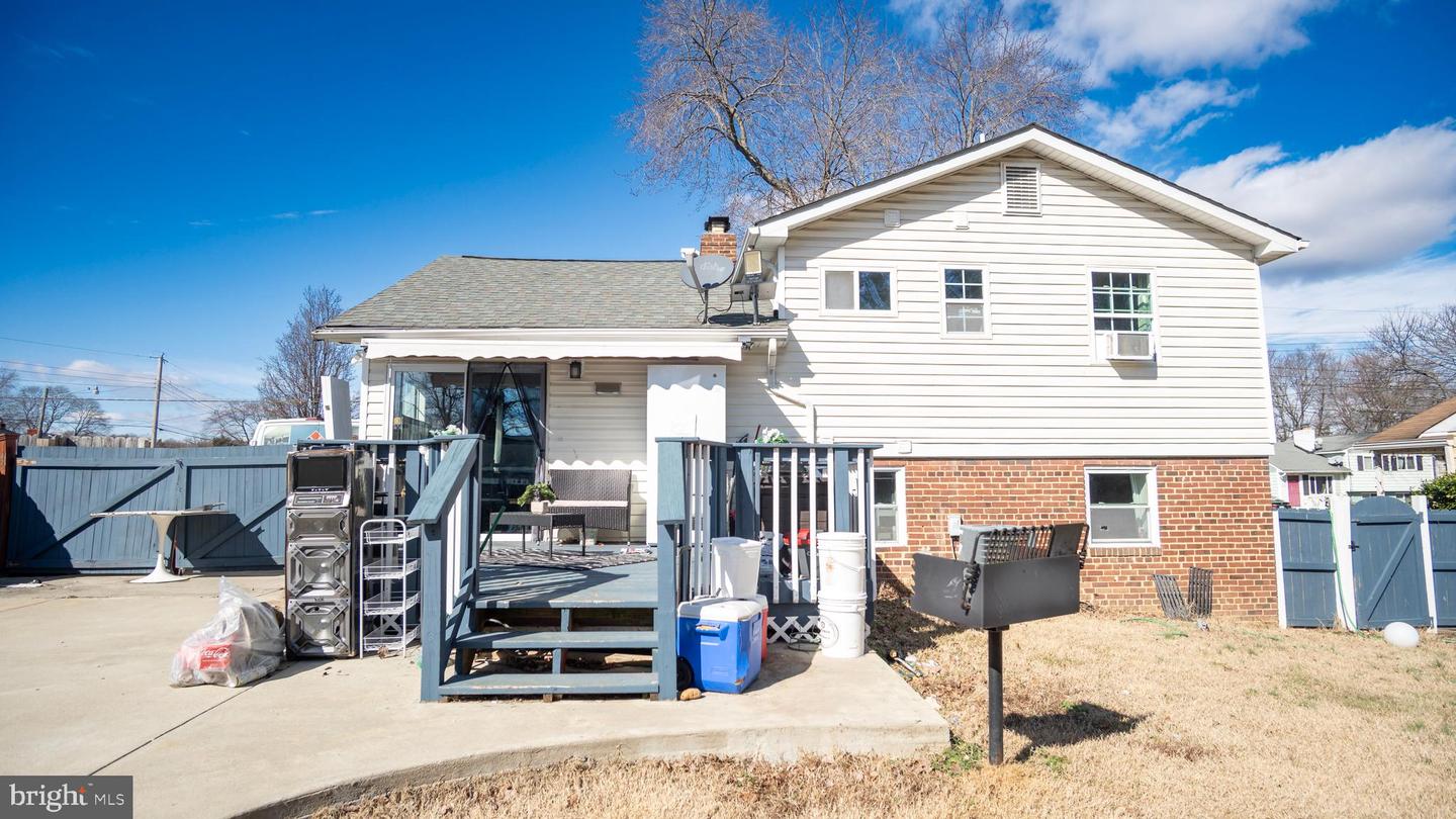 1411 MARY ST, WOODBRIDGE, Virginia 22191, 4 Bedrooms Bedrooms, ,3 BathroomsBathrooms,Residential,For sale,1411 MARY ST,VAPW2106554 MLS # VAPW2106554