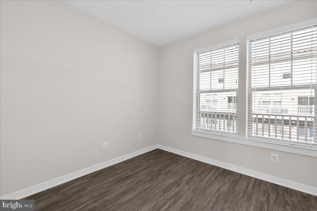 1120 MADEIRA TER SE, LEESBURG, Virginia 20175, 3 Bedrooms Bedrooms, ,2 BathroomsBathrooms,Residential,For sale,1120 MADEIRA TER SE,VALO2110150 MLS # VALO2110150