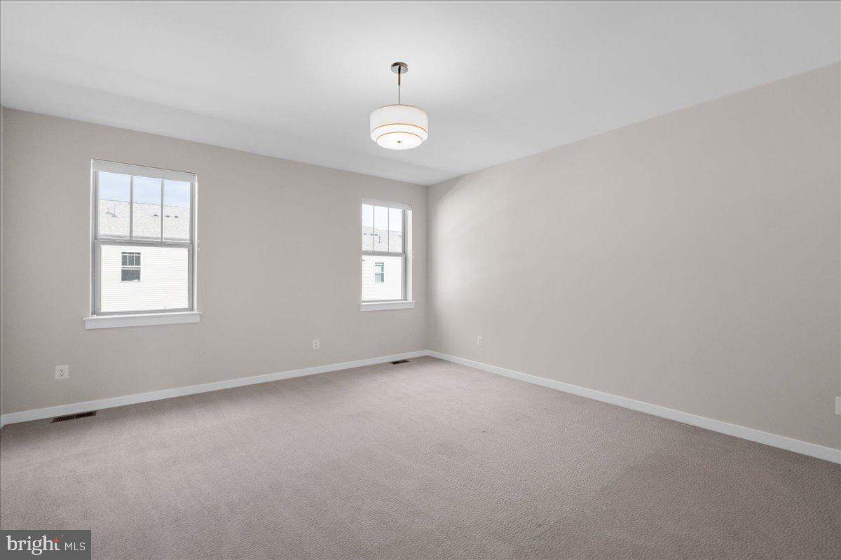 1120 MADEIRA TER SE, LEESBURG, Virginia 20175, 3 Bedrooms Bedrooms, ,2 BathroomsBathrooms,Residential,For sale,1120 MADEIRA TER SE,VALO2110150 MLS # VALO2110150