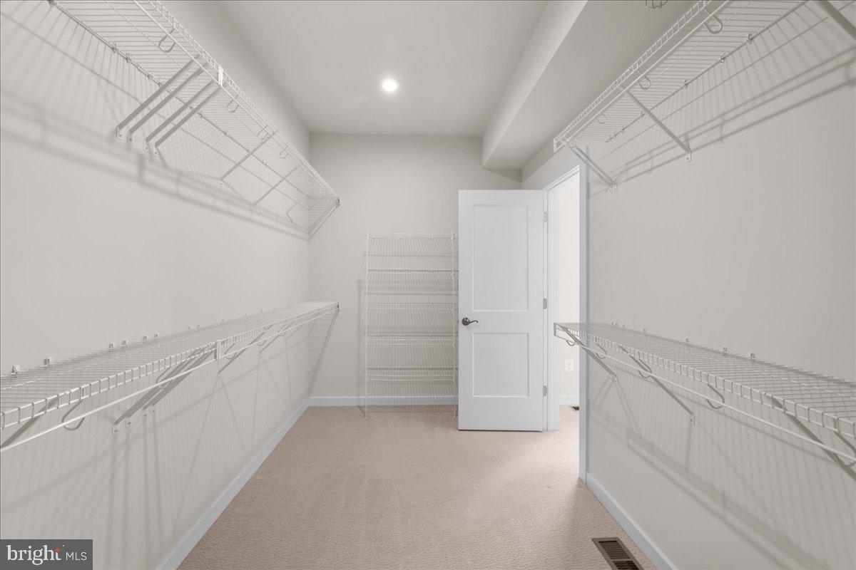 1120 MADEIRA TER SE, LEESBURG, Virginia 20175, 3 Bedrooms Bedrooms, ,2 BathroomsBathrooms,Residential,For sale,1120 MADEIRA TER SE,VALO2110150 MLS # VALO2110150