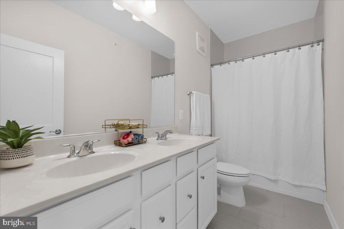 1120 MADEIRA TER SE, LEESBURG, Virginia 20175, 3 Bedrooms Bedrooms, ,2 BathroomsBathrooms,Residential,For sale,1120 MADEIRA TER SE,VALO2110150 MLS # VALO2110150