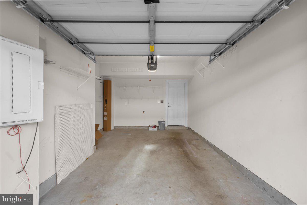 1120 MADEIRA TER SE, LEESBURG, Virginia 20175, 3 Bedrooms Bedrooms, ,2 BathroomsBathrooms,Residential,For sale,1120 MADEIRA TER SE,VALO2110150 MLS # VALO2110150