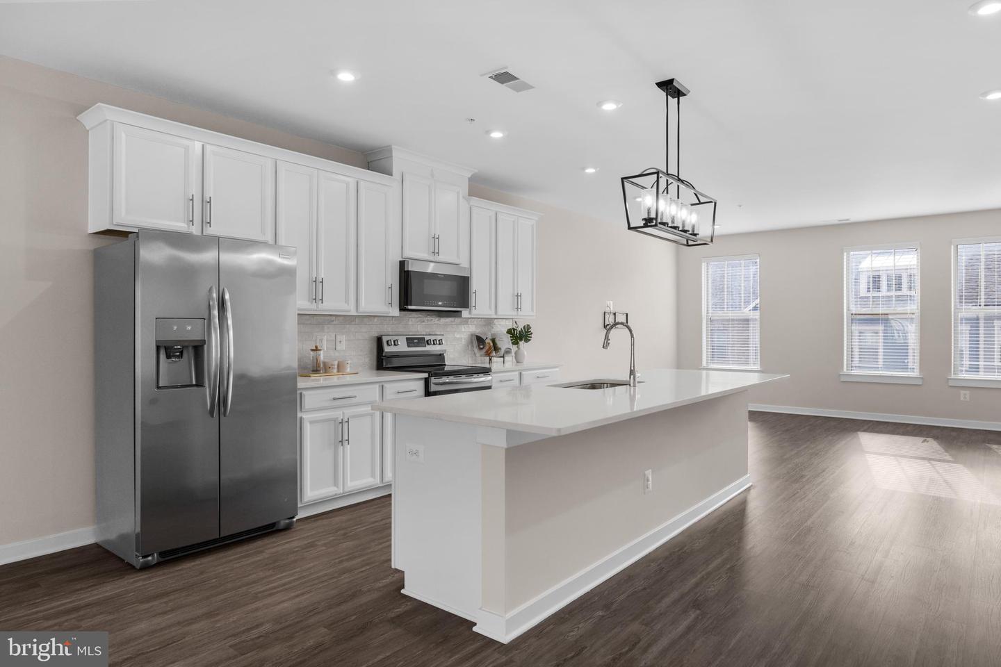 1120 MADEIRA TER SE, LEESBURG, Virginia 20175, 3 Bedrooms Bedrooms, ,2 BathroomsBathrooms,Residential,For sale,1120 MADEIRA TER SE,VALO2110150 MLS # VALO2110150