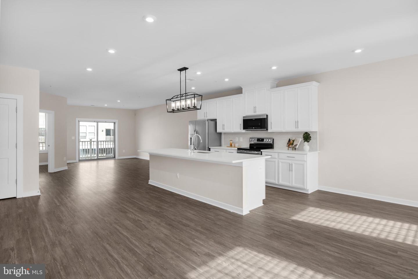 1120 MADEIRA TER SE, LEESBURG, Virginia 20175, 3 Bedrooms Bedrooms, ,2 BathroomsBathrooms,Residential,For sale,1120 MADEIRA TER SE,VALO2110150 MLS # VALO2110150