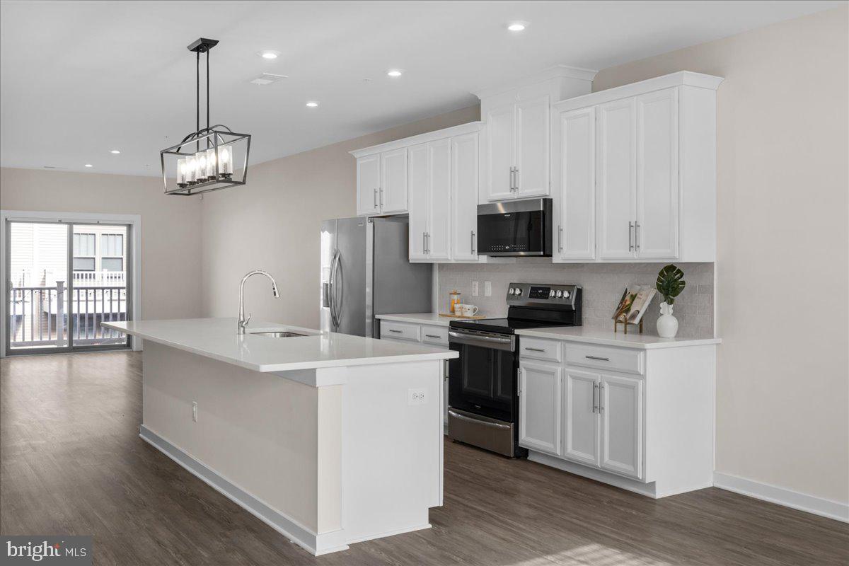 1120 MADEIRA TER SE, LEESBURG, Virginia 20175, 3 Bedrooms Bedrooms, ,2 BathroomsBathrooms,Residential,For sale,1120 MADEIRA TER SE,VALO2110150 MLS # VALO2110150