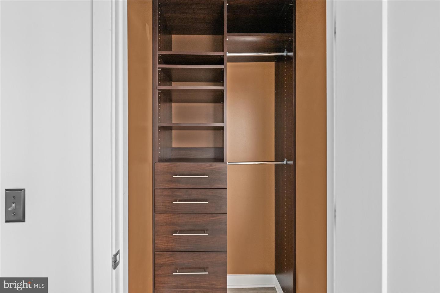 460 NEW YORK AVE NW #504, WASHINGTON, District Of Columbia 20001, 1 Bedroom Bedrooms, ,1 BathroomBathrooms,Residential,For sale,460 NEW YORK AVE NW #504,DCDC2230048 MLS # DCDC2230048