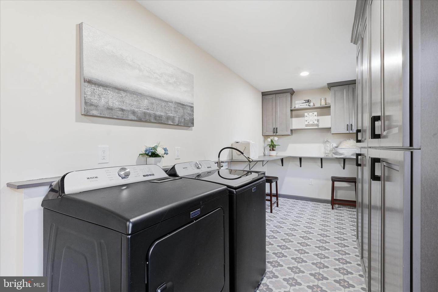 5606 TILIA CT, BURKE, Virginia 22015, 4 Bedrooms Bedrooms, ,3 BathroomsBathrooms,Residential,For sale,5606 TILIA CT,VAFX2277966 MLS # VAFX2277966